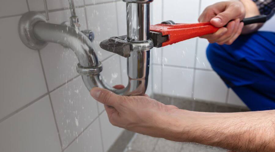 Expert burst pipe repair services in Chappell, NE